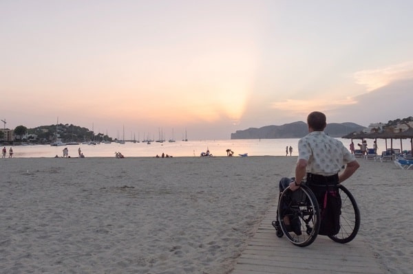 mindervalide-rolstoel-vakantie-ibiza-hotel